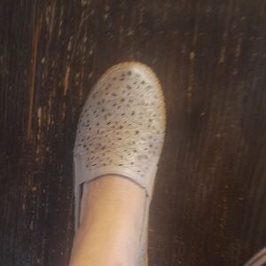 SPring Step Gray Women's Slip-On Shoes Size 7.5